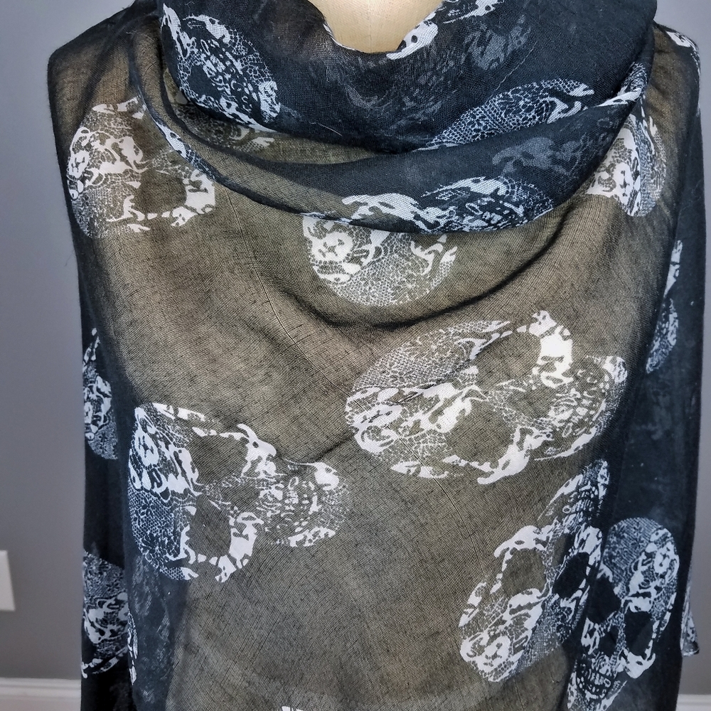 RESELLERS SPECIAL 7-pieces Skull Scarf - Picture 6 of 9
